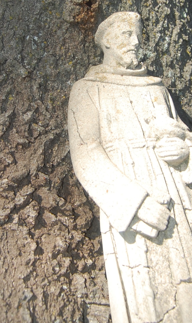 St Francis garden statue
